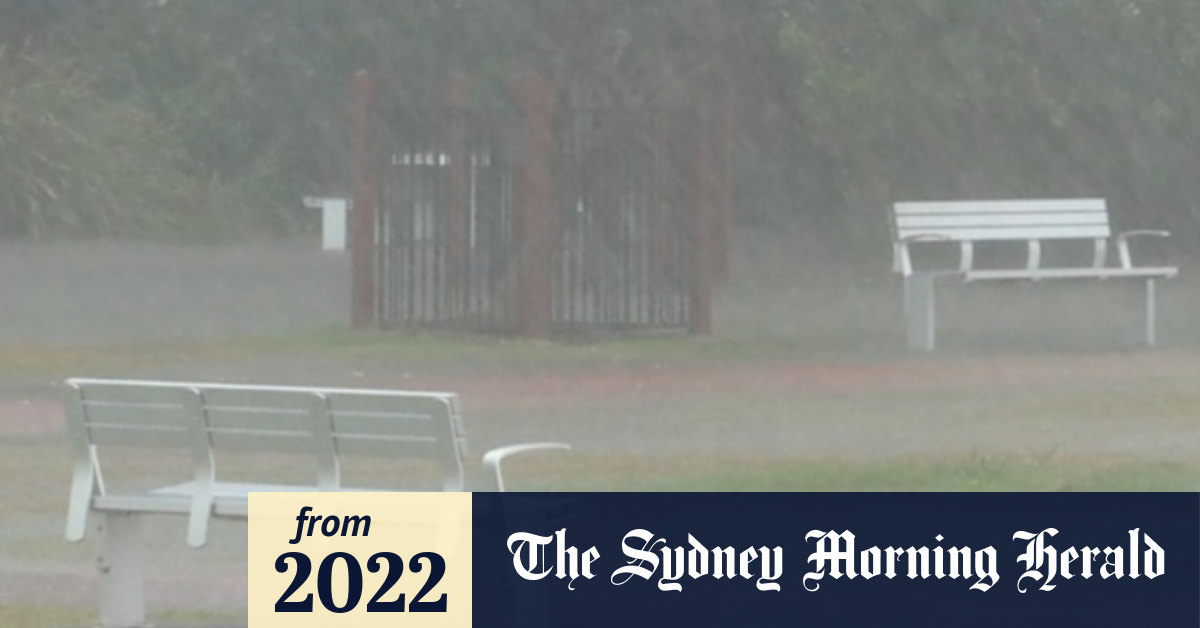 Video Torrential rain hits Coffs Harbour in NSW